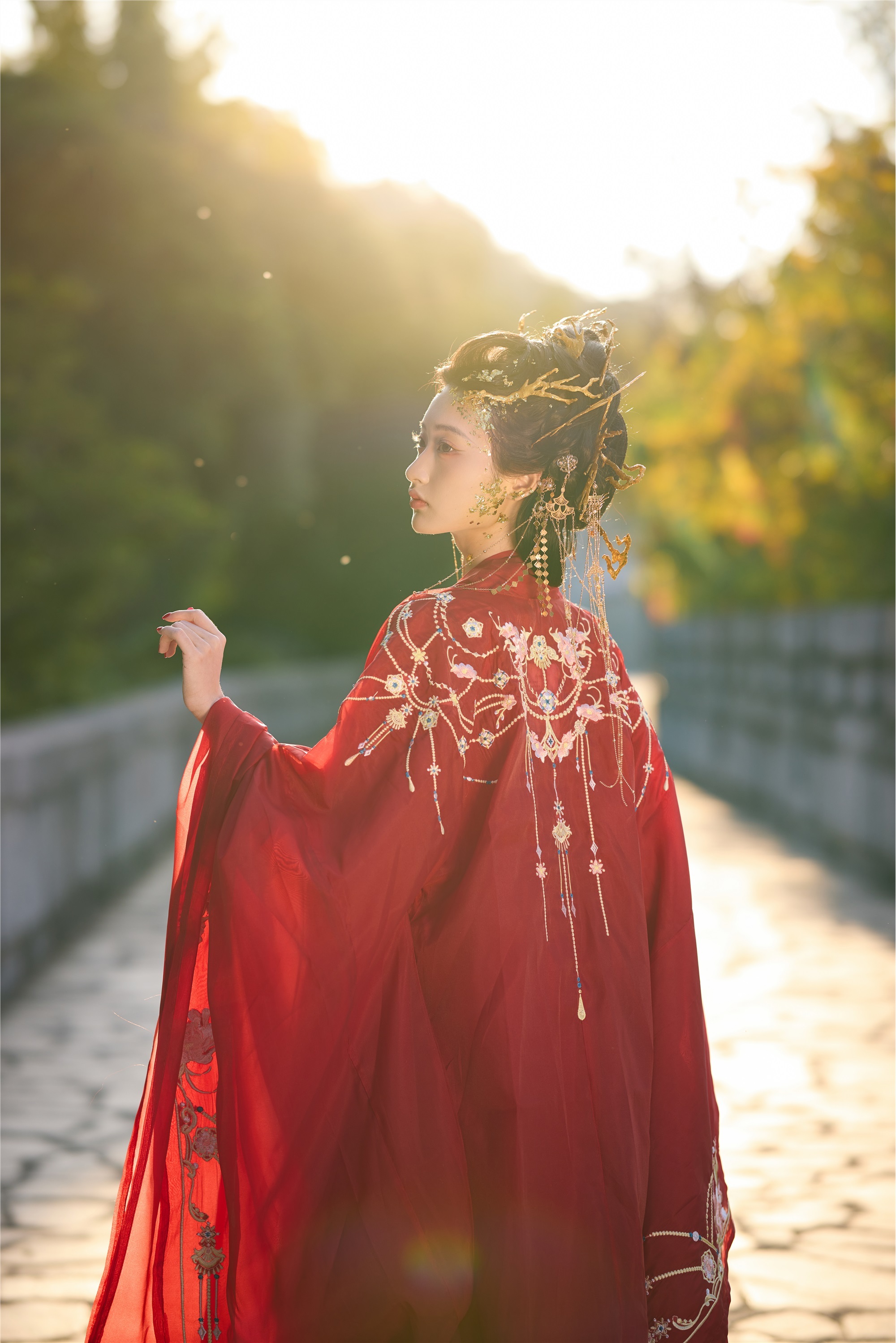 YITUYU艺图语 2025.01.24 镜妖 陈年小九